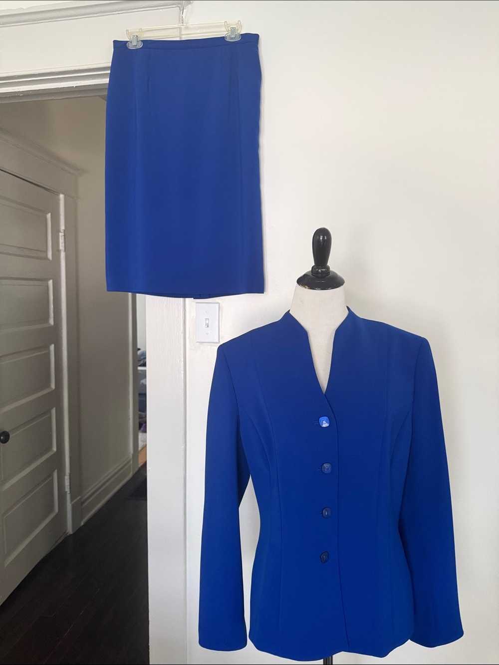 Le Suit Royal Blue Tailored Skirt Suit Set 12